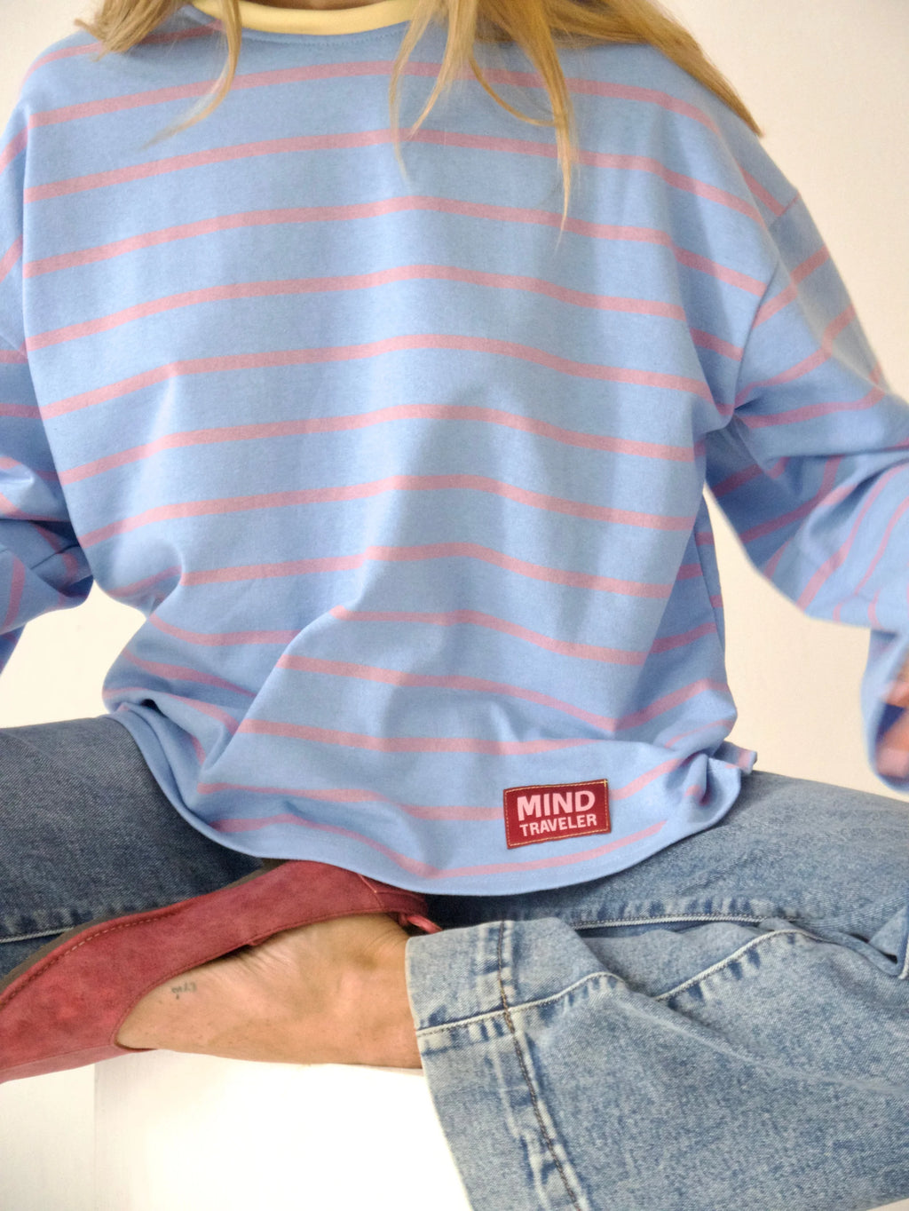 MindTraveler - Míriam Long Sleeve T-shirt / Lavender Light Blue