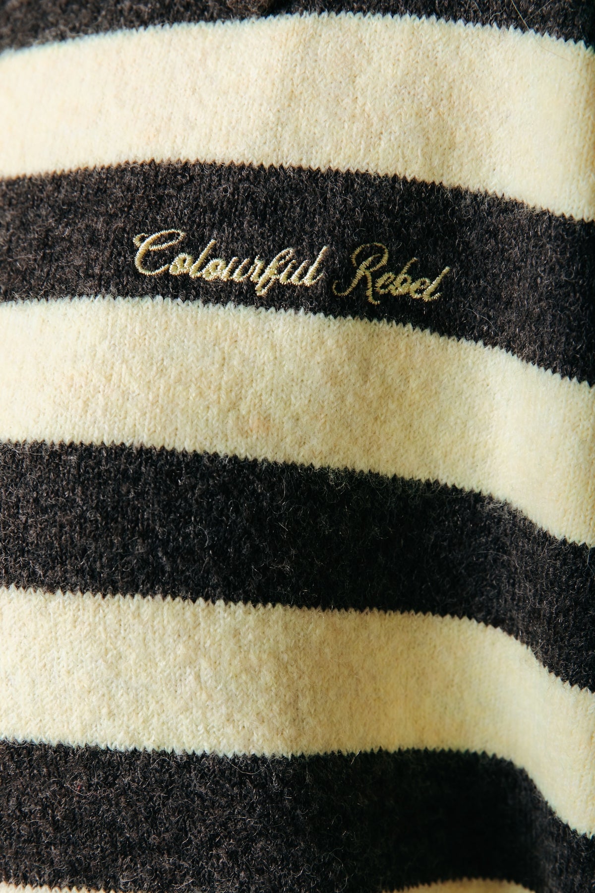 Colourful Rebel - Linsey Fluffy Knitted Striped Sweater / Yellow Brown