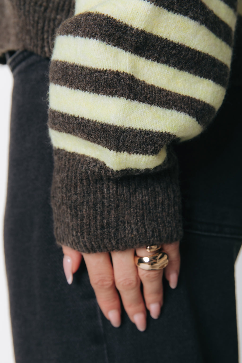 Colourful Rebel - Linsey Fluffy Knitted Striped Sweater / Yellow Brown