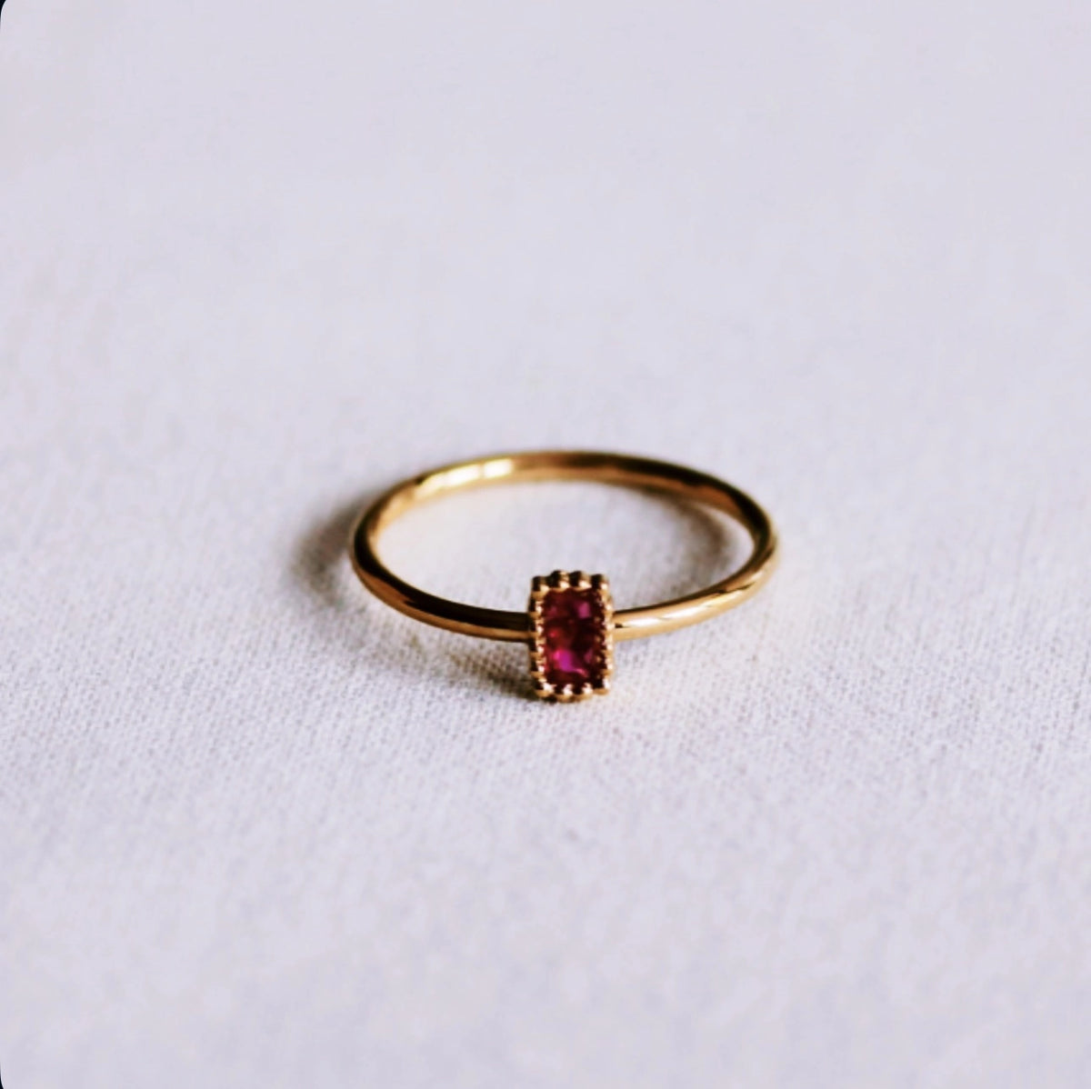 Ring - Fuchsia Kirstalsteen