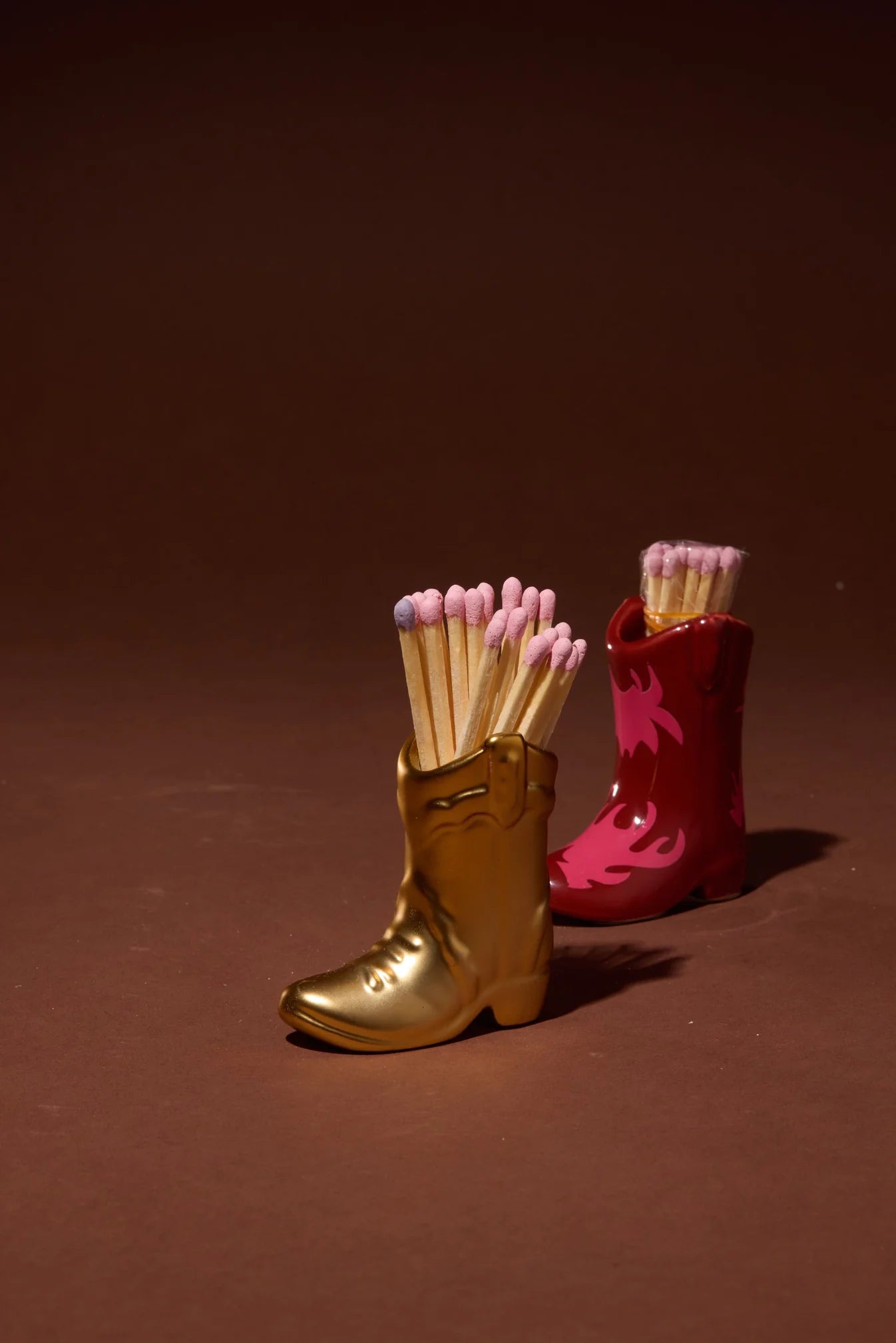 Paddywax Nashville Ceramic Boot Match Holder (25 Pcs) - Red & Pink