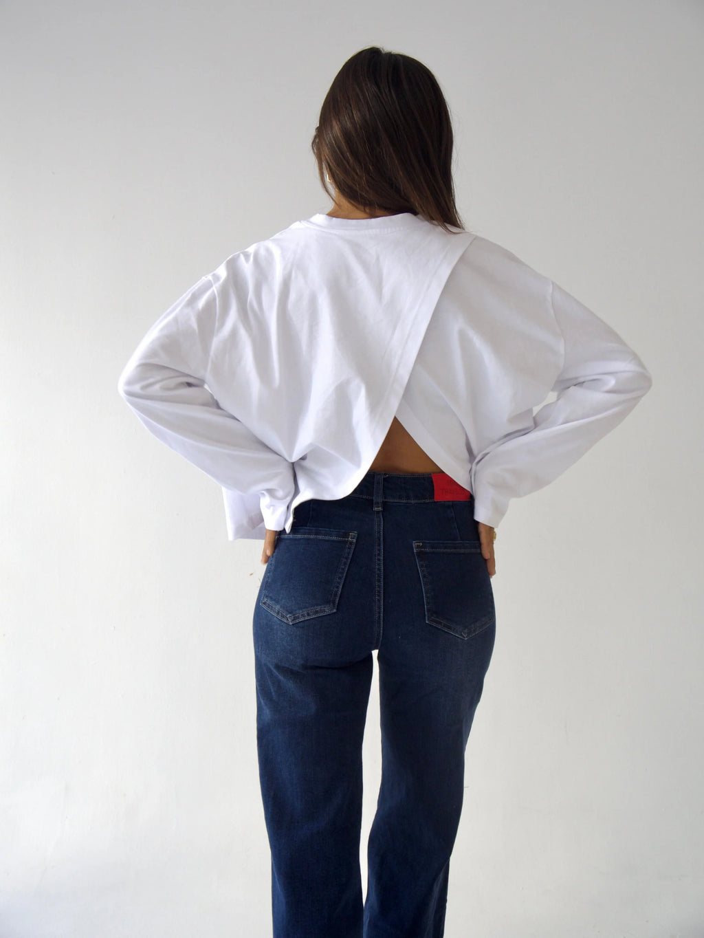 MindTraveler - Agata Long Sleeve T-Shirt / White