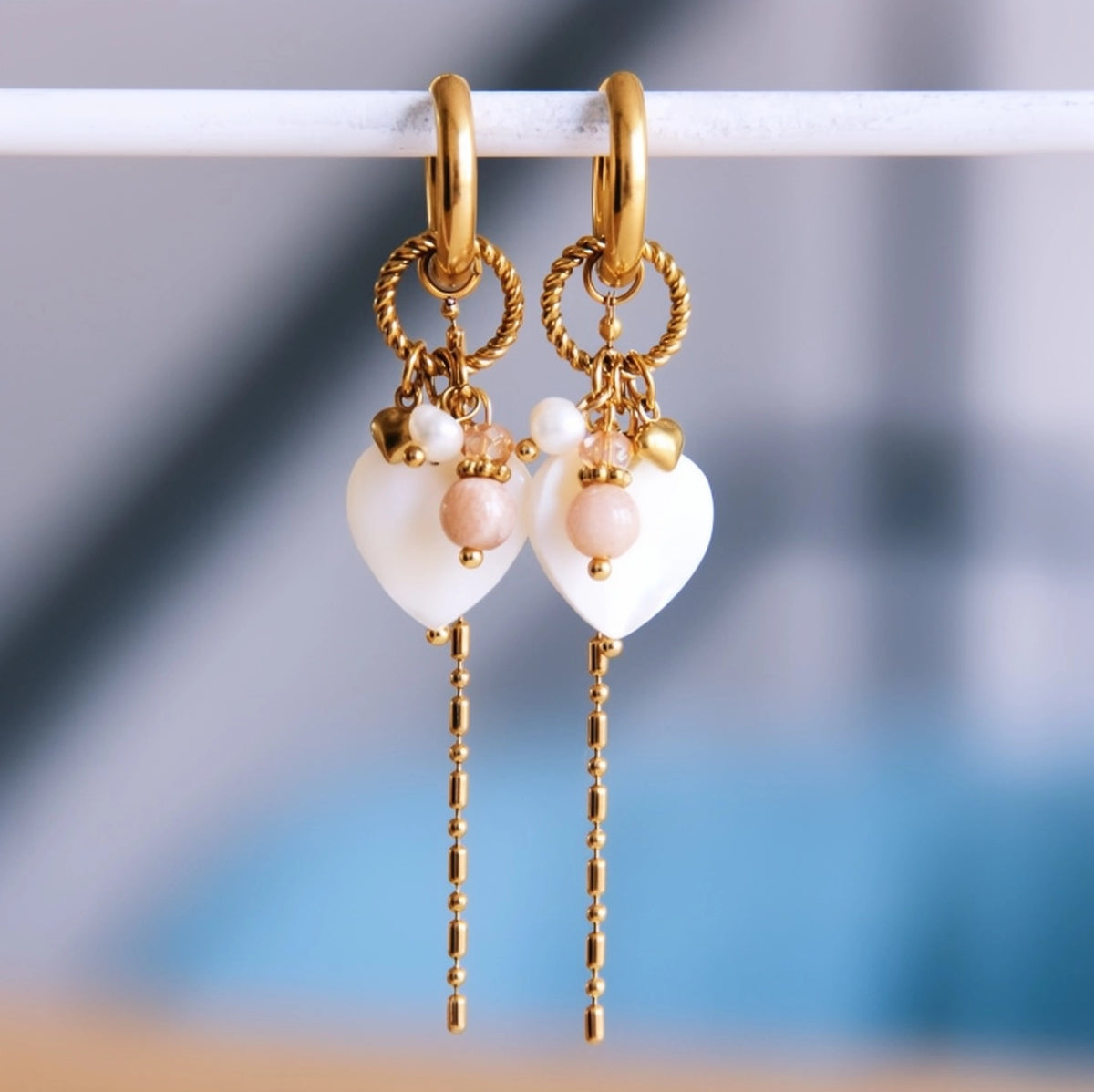 Oorringen - Pearl Heart and Nude Beads