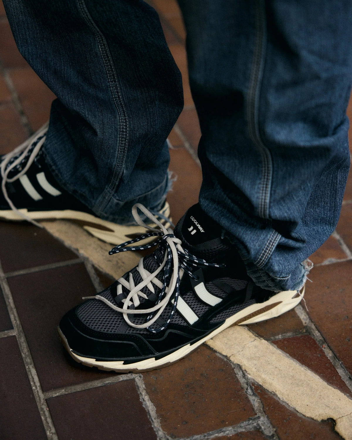 Coolway - 2003 Oasis Run / Black